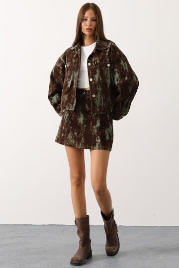 Desenli Süet Dokulu Ceket ve Etek Takım