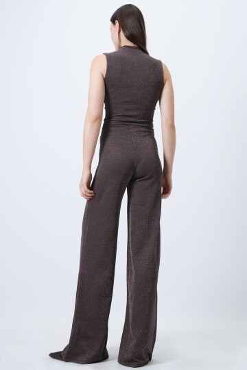 Dik Yaka Kolsuz Bluz ve Palazzo Pantolon Simli Takım