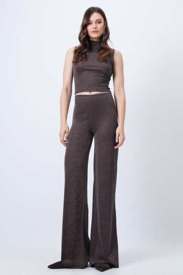 Dik Yaka Kolsuz Bluz ve Palazzo Pantolon Simli Takım