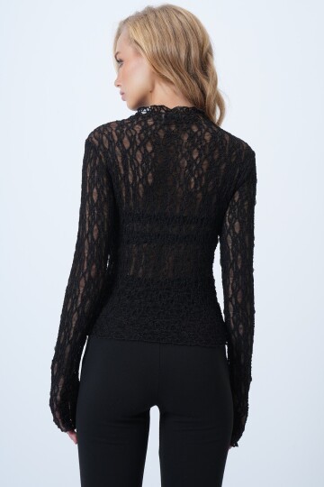 Dik Yaka Likralı Dantel Bluz