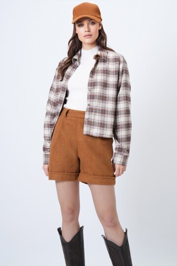 Duble Paça Çift Cepli Kışlık Kaşe Şort