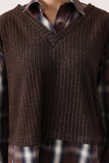 Ekose Gömlekli Hırka ve İspanyol Paça Pantolon Takım