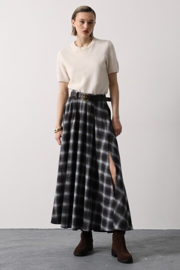 Ekoseli Kemerli Yüksek Bel Yırtmaç Detaylı Maxi Boy Etek