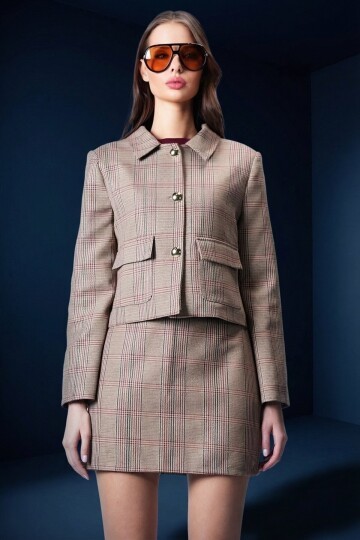 Bej Ekoseli Kısa Blazer Ceket