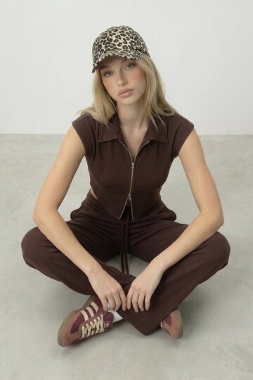 Fermuarlı Crop Hırka Ve Lastikli Eşofman Takımı