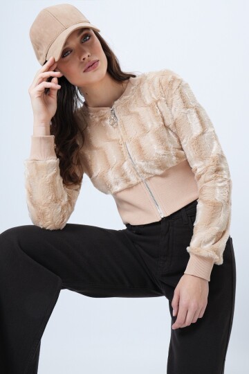 Fermuarlı Peluş Dokulu Suni Kürk Astarsız Crop Ceket