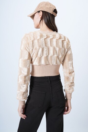 Fermuarlı Peluş Dokulu Suni Kürk Astarsız Crop Ceket