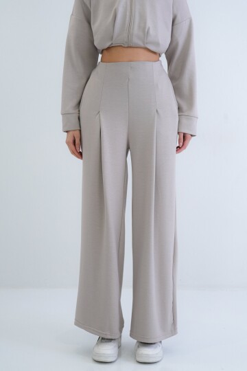 Fermuarlı Sweatshirt Ve Beli Lastikli Pantolon Takım