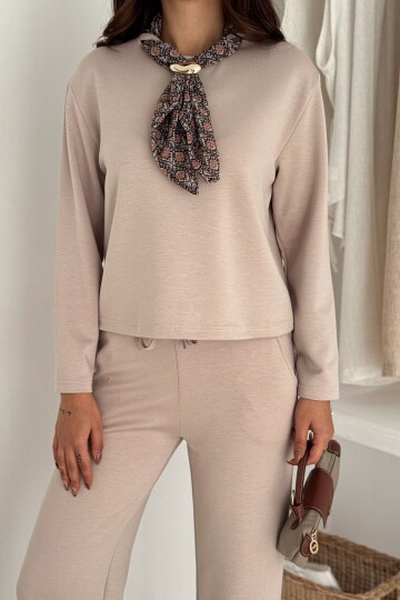 Fular Detaylı Sweatshirt Ve Beli Lastikli Geniş Paça Eşofman Takım
