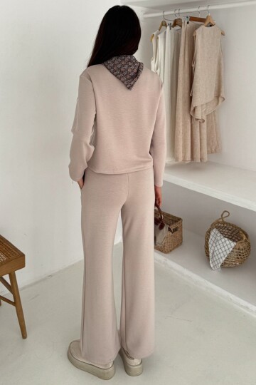 Fular Detaylı Sweatshirt Ve Beli Lastikli Geniş Paça Eşofman Takım