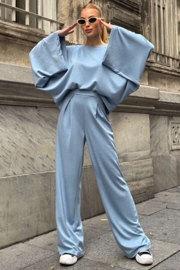 Geniş Kol Detaylı Oversize İkili Takım