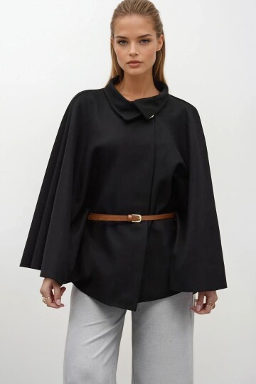 Gold Düğmeli Kemerli Kaşe Panço