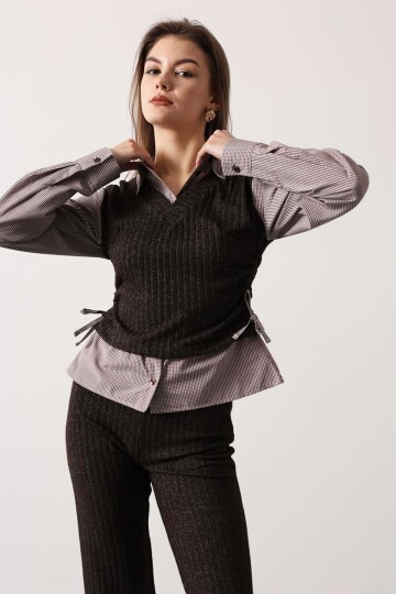 Gömlek Detaylı Büzgülü Bluz ve Beli Lastikli Pantolon Triko Takım