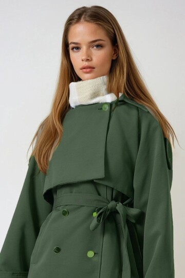Haki Çift Cepli  Astarlı Kemerli Omuzu Ve Beli Apoletli Trençkot