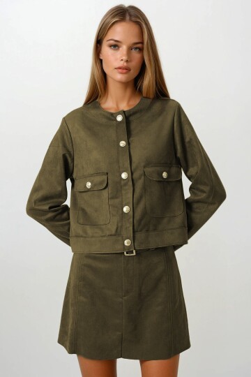 Haki Çift Kapak Cepli Altın Düğmeli Kısa Ceket