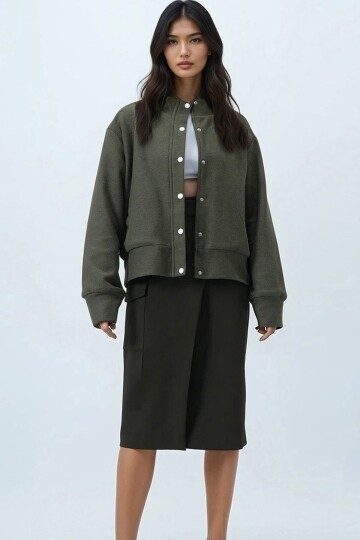 Hakim Yaka Yumuşak Dokulu Çift Cepli Ceket