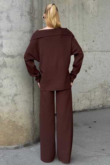 İki İplik Geniş Yaka Salaş Kesim Bluz Beli Lastikli Geniş Paça Pantolon Takım