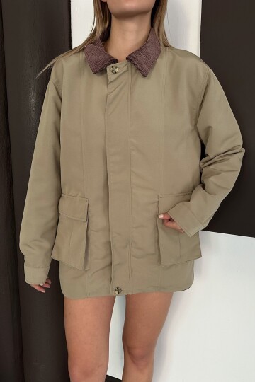 Kadife Yaka Çift Cepli Astarlı Fermuar Kapamalı Ceket