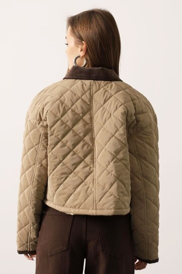 Kadife Yaka Çift Cepli Astarlı Kapitone Mont