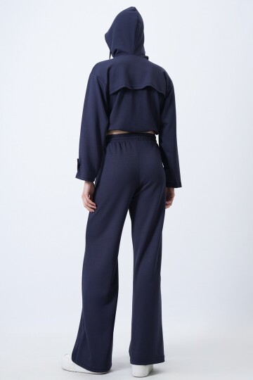 Kapüşonlu Çift Cepli Ceket ve Beli Lastikli Pantolon Takım