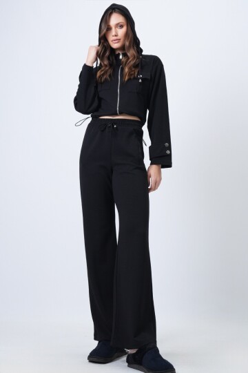 Kapüşonlu Çift Cepli Ceket ve Beli Lastikli Pantolon Takım