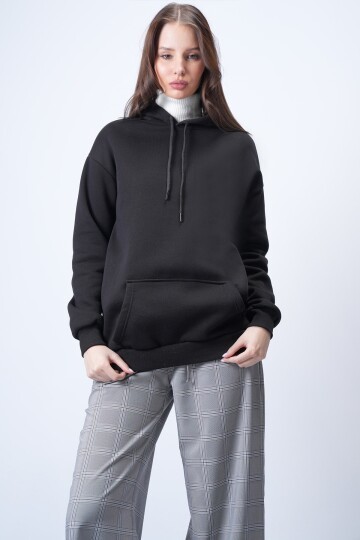 Siyah Kapüşonlu Sweatshırt