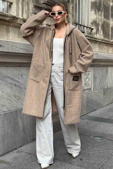 Kapüşonlu Uzun Peluş Mont