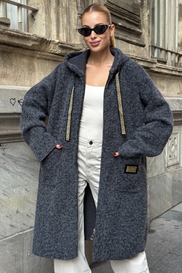 Kapüşonlu Uzun Peluş Mont