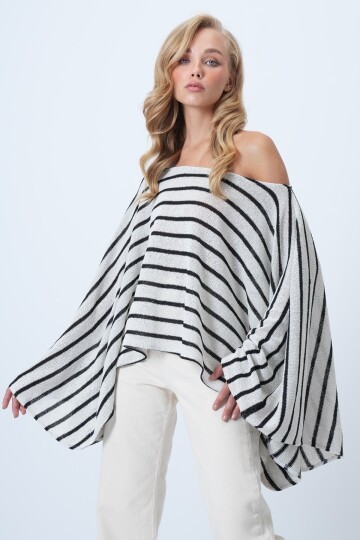 Kayık Yaka Pelerin Kesim Bluz