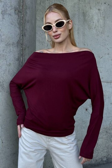 Kayık Yaka Uzun Kollu Basic Bluz