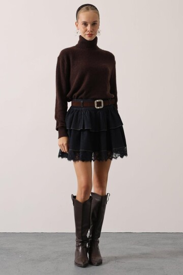 Kemerli Dantel Detaylı Volanlı Denim Etek