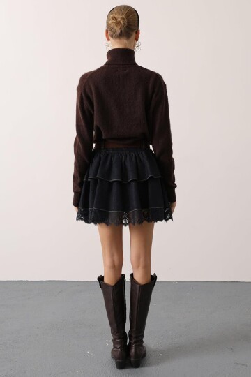 Kemerli Dantel Detaylı Volanlı Denim Etek