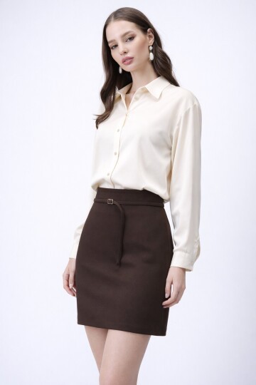 Kendinden İnce Kemer Detaylı Mini Etek