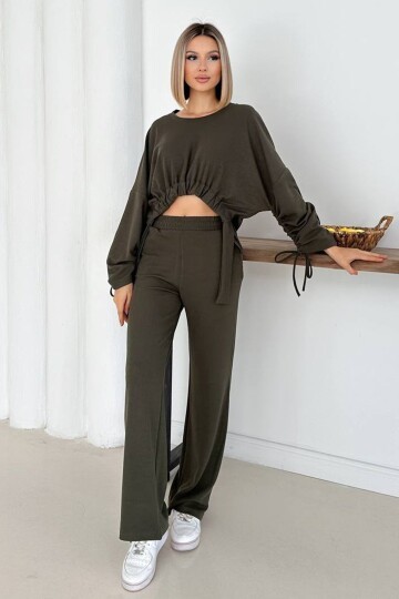 Kol Ve Beli Büzgü Detaylı Bluz Ve Geniş Paça Pantolon Takım