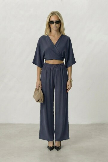 Kruvaze Yaka Bluz Ve Pantolon Takım