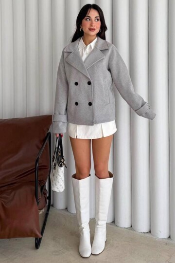 Kruvaze Yaka Çift Cepli Düğmeli Kaban