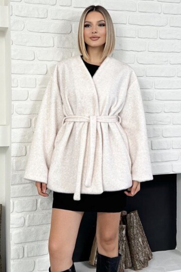 Kuşak Detaylı Peluş Kaban