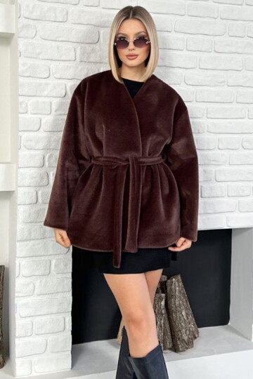 Kuşak Detaylı Peluş Kaban