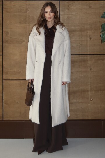 Kuşaklı Oversize Tüylü Şal Yaka Peluş Dokulu Uzun Kaban