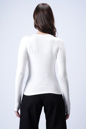 Beyaz Likralı Uzun Kollu Bluz