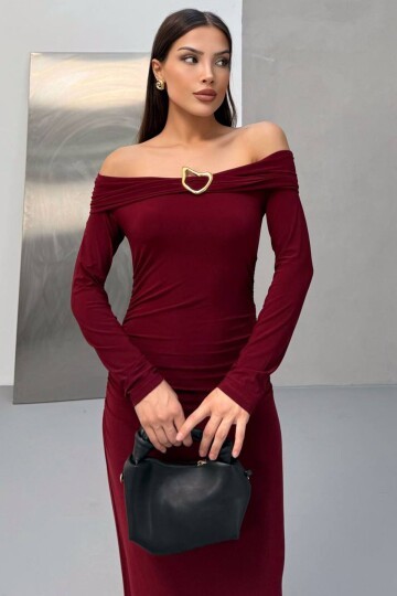 Madonna Yaka Aksesuar Detaylı Maxi Boy Elbise