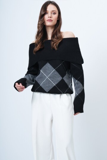 Madonna Yaka Baklava Desenli Triko Kazak