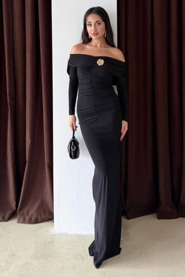 Madonna Yaka Drapeli Aksesuar Detaylı Maxi Boy Elbise