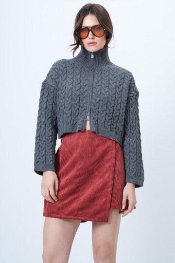 Örgü Desenli Fermuarlı Triko Hırka