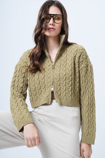 Örgü Desenli Fermuarlı Triko Hırka