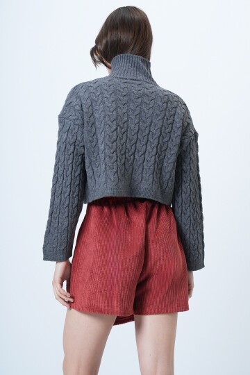 Örgü Desenli Fermuarlı Triko Hırka