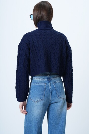 Örgü Desenli Fermuarlı Triko Hırka