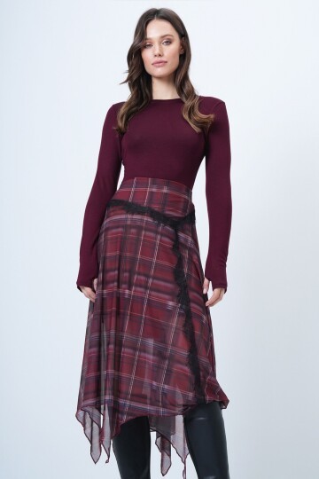 Parmak Detaylı Bisiklet Yaka Basic Bluz