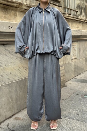 Polo Yaka Yarasa Kol Fermuar Kapamalı Ceket Ve Beli Lastlikli Pantolon Salaş Takım