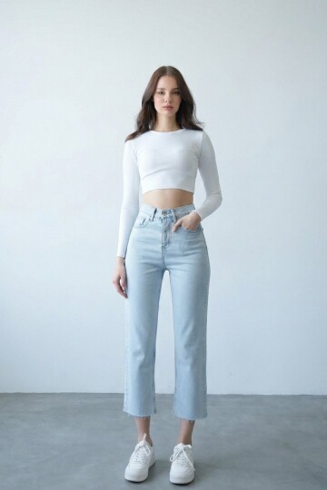 Açık Mavi Püsküllü Düz Paça Jean